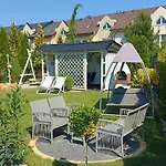 Jedrula Homestay *