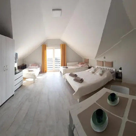 Homestay szállás Jedrula